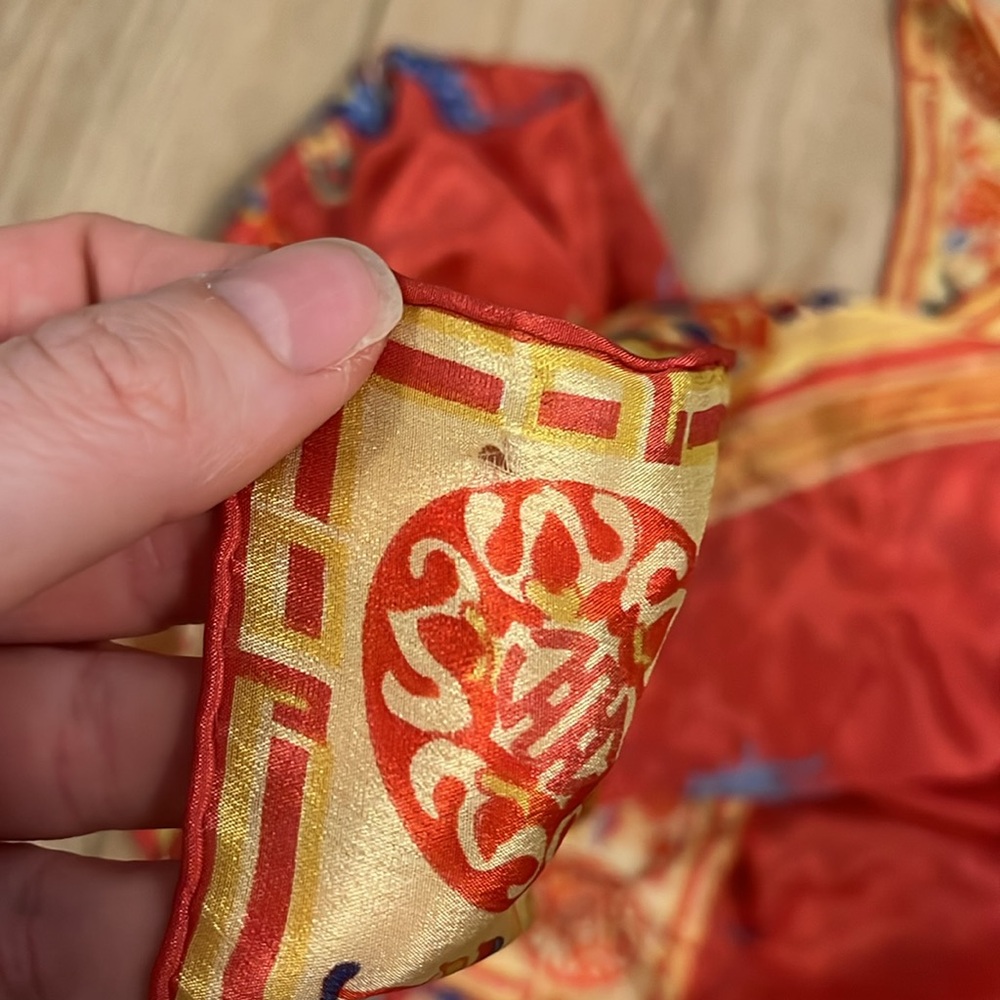 Vintage Anne Klein silk dragon scarf - Picture 6 of 7